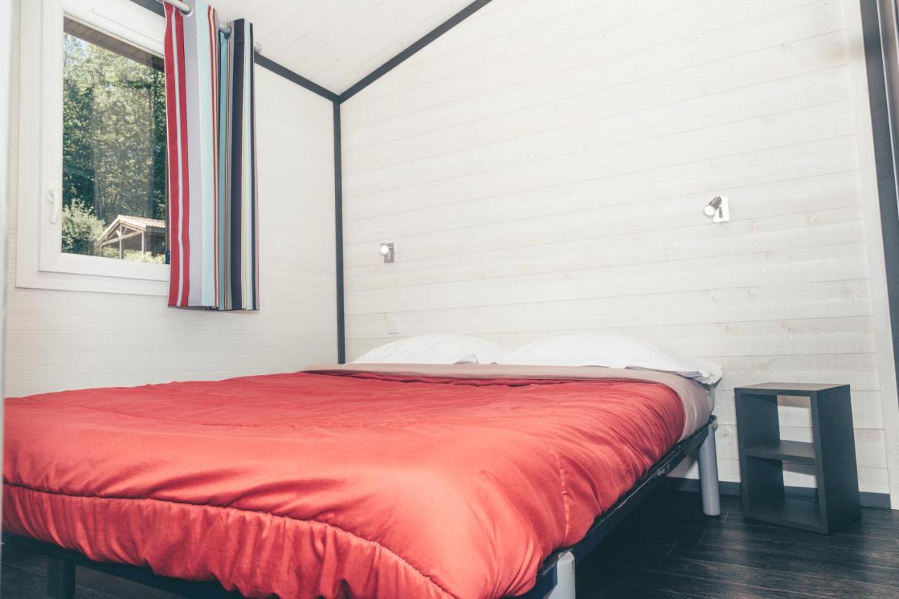 Terres De France - Les Hameaux De Pomette Hotel Marminiac Ngoại thất bức ảnh